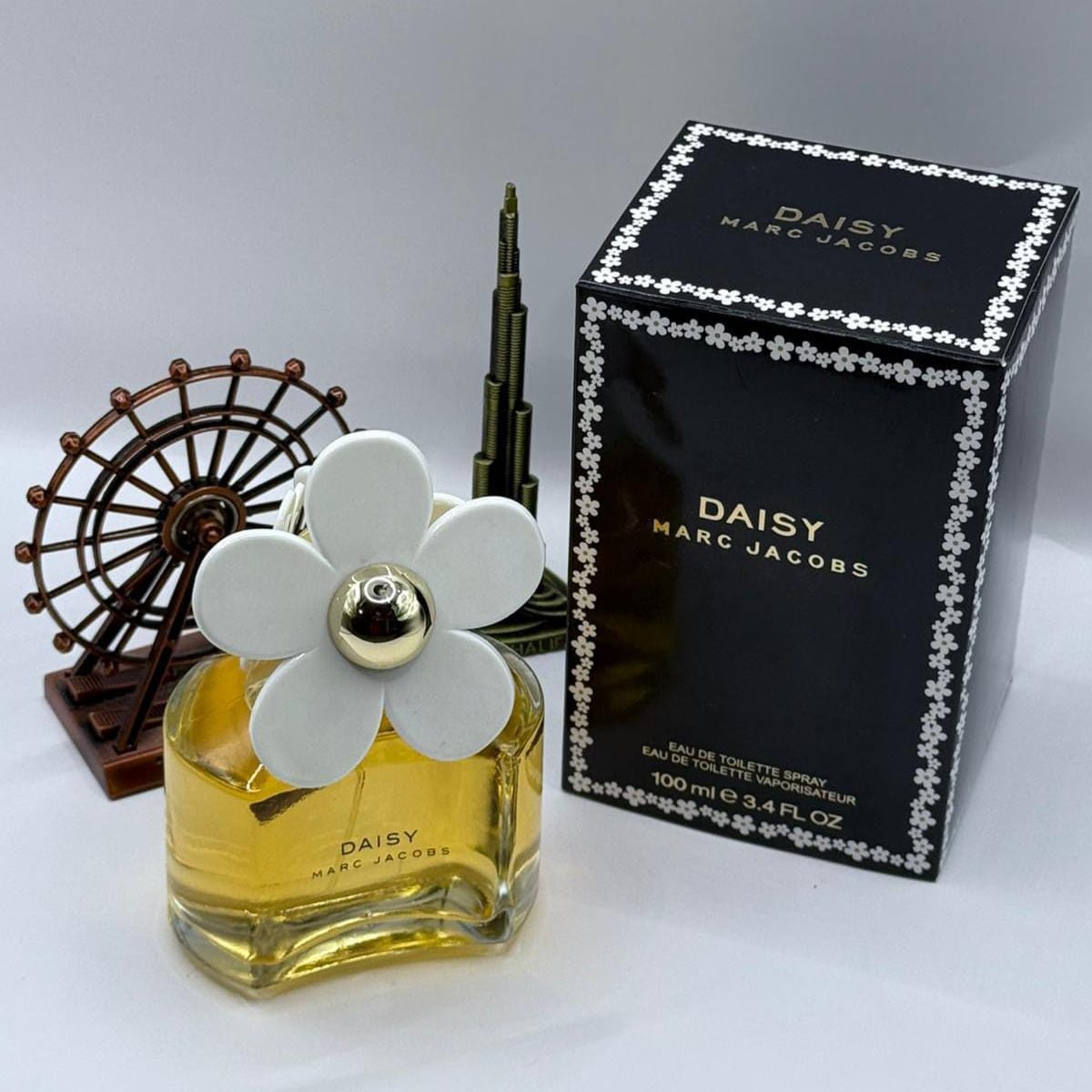 Daisy Eau de Toilette Spray for Women 3.4 oz / 100ml – New in Box fragrance